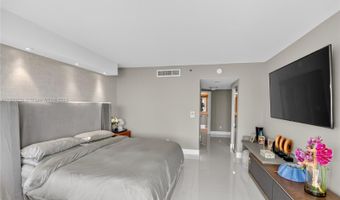 7000 Island Blvd 1408, Aventura, FL 33160