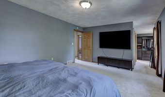 W6655 ELMVIEW Drive, Appleton, WI 54915