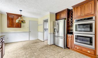14383 Country Club Dr, Ashland, VA 23005