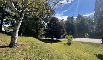 8 Crosby St, Augusta, ME 04330