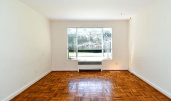 10311 MONTROSE Ave #101, Bethesda, MD 20814