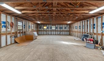 136 Scarborough Rd, Benton, LA 71006