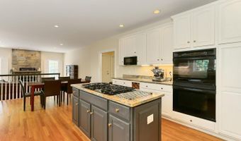 3706 RUST Rd, Annandale, VA 22003