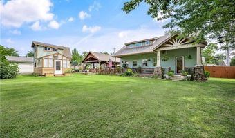 405 NW 5th St, Bentonville, AR 72712