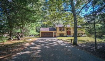 28 Clark Mill St, Coventry, RI 02816