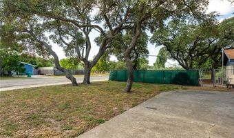 1307 W Palm Dr, Aransas Pass, TX 78336