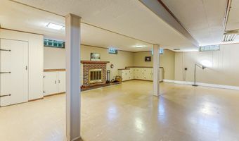 1210 Arella Blvd, Ann Arbor, MI 48103