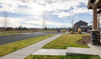 62905 DANIEL Rd, Bend, OR 97701