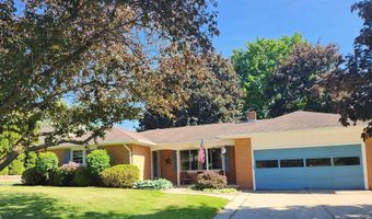 540 Fairlane Dr, Alma, MI 48801