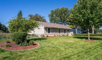 1206 3rd Ave SE, Altoona, IA 50009