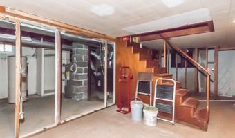 19 Garfield Rd, Bristol, CT 06010
