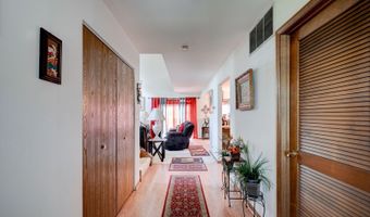 667 Tamarac Blvd, Addison, IL 60101