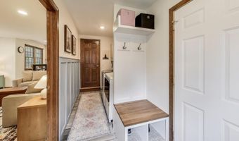 1608 N Douglas Ave, Arlington Heights, IL 60004