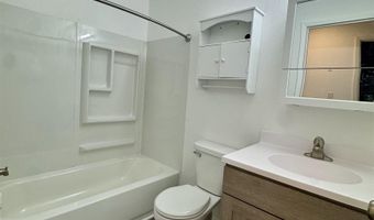 17 W 4th St, Atlantic, IA 50022