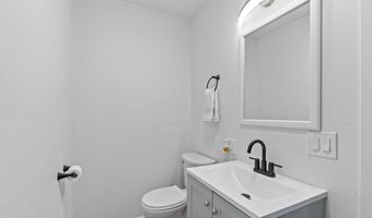 17561 E PERIMETER Rd, Athol, ID 83801