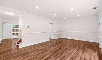 4471 FOREST GLEN Ct, Annandale, VA 22003
