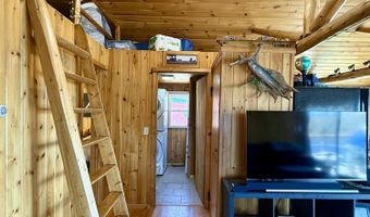 38 Lamb Farm Rd, Baileyville, ME 04694