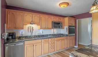 2077 Daniels Ave, Akron, OH 44312