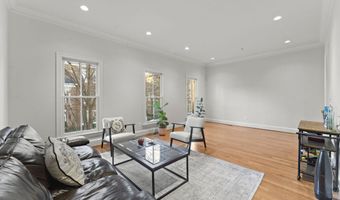 1815 POTOMAC GREENS Dr, Alexandria, VA 22314