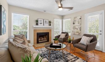 4067 Beltway Dr 140, Addison, TX 75001