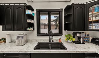 359 S Shilling Ave, Blackfoot, ID 83201