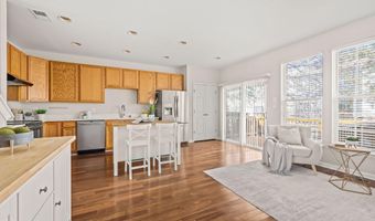 8469 BYERS Dr, Alexandria, VA 22309