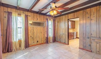 1330 N 2nd St, Arkansas City, KS 67005