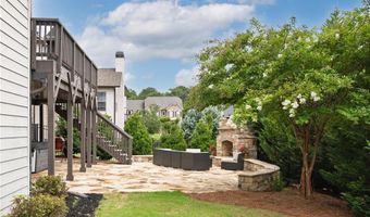 220 Briar Hollow Ln, Woodstock, GA 30188