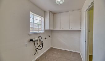 1347 Sherwood Forest Blvd, Baton Rouge, LA 70815