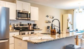 209 S Pine St, Aberdeen, NC 28315