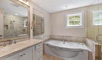 107 Gardeners Grove Rd, Belmont, NH 03220