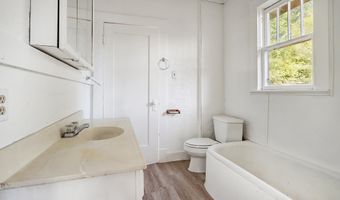 1030 Melanie Ln, Belen, NM 87002