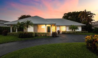 367 Villa Dr S, Atlantis, FL 33462