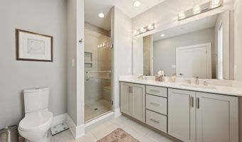 11336 EMERALD PARK Rd, Potomac, MD 20854