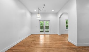 126 Mchenry Rd, Defuniak Springs, FL 32433