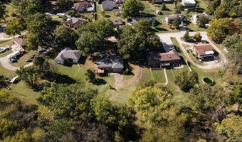 19 Skyline Dr, Adrian, MO 64720