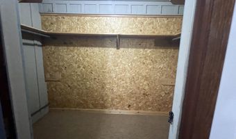 1710 Hidden Valley Dr, Benton, AR 72019