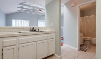 4527 Contour Blvd 4, San Diego, CA 92115