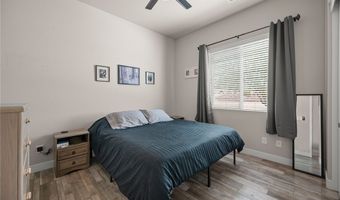 2921 Steamboat Dr, Bullhead City, AZ 86429