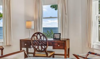 27 Highview Ter, Belfast, ME 04915