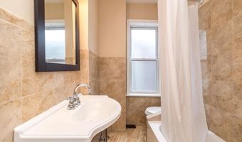 556 MARTIN St, Philadelphia, PA 19128