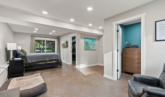22400 S EVERGREEN Dr, Beavercreek, OR 97004