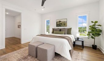 823 NW 14th St, Bentonville, AR 72712