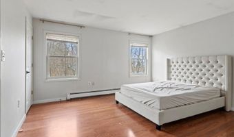 3 Cold Spring Dr, Alloway, NJ 07422