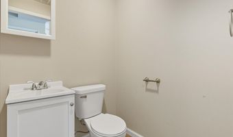 42432 N Lake Ave, Antioch, IL 60002