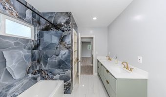 7655 E Silver Dollar Ln, Anaheim, CA 92808