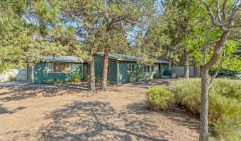 1523 SE Bronzewood Ave, Bend, OR 97702