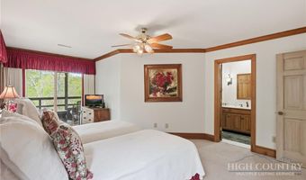 659 Clubhouse Dr E1, Banner Elk, NC 28604