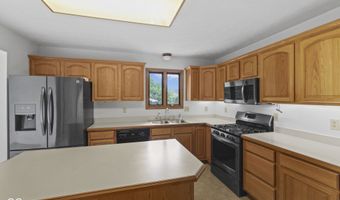 5591 Royal Troon Way, Avon, IN 46123