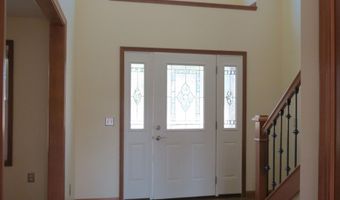 13460 Sycamore Trl, Anna, OH 45302